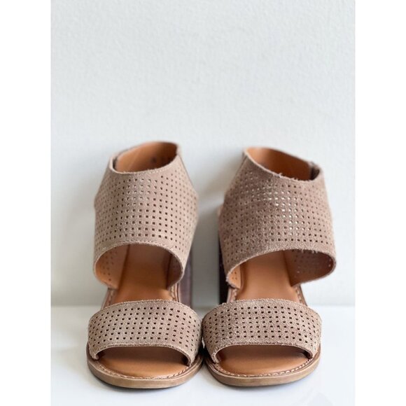 Franco Sarto "Delores" Block Heel Sandal Taupe Size‎ 8.5M - Picture 9 of 9